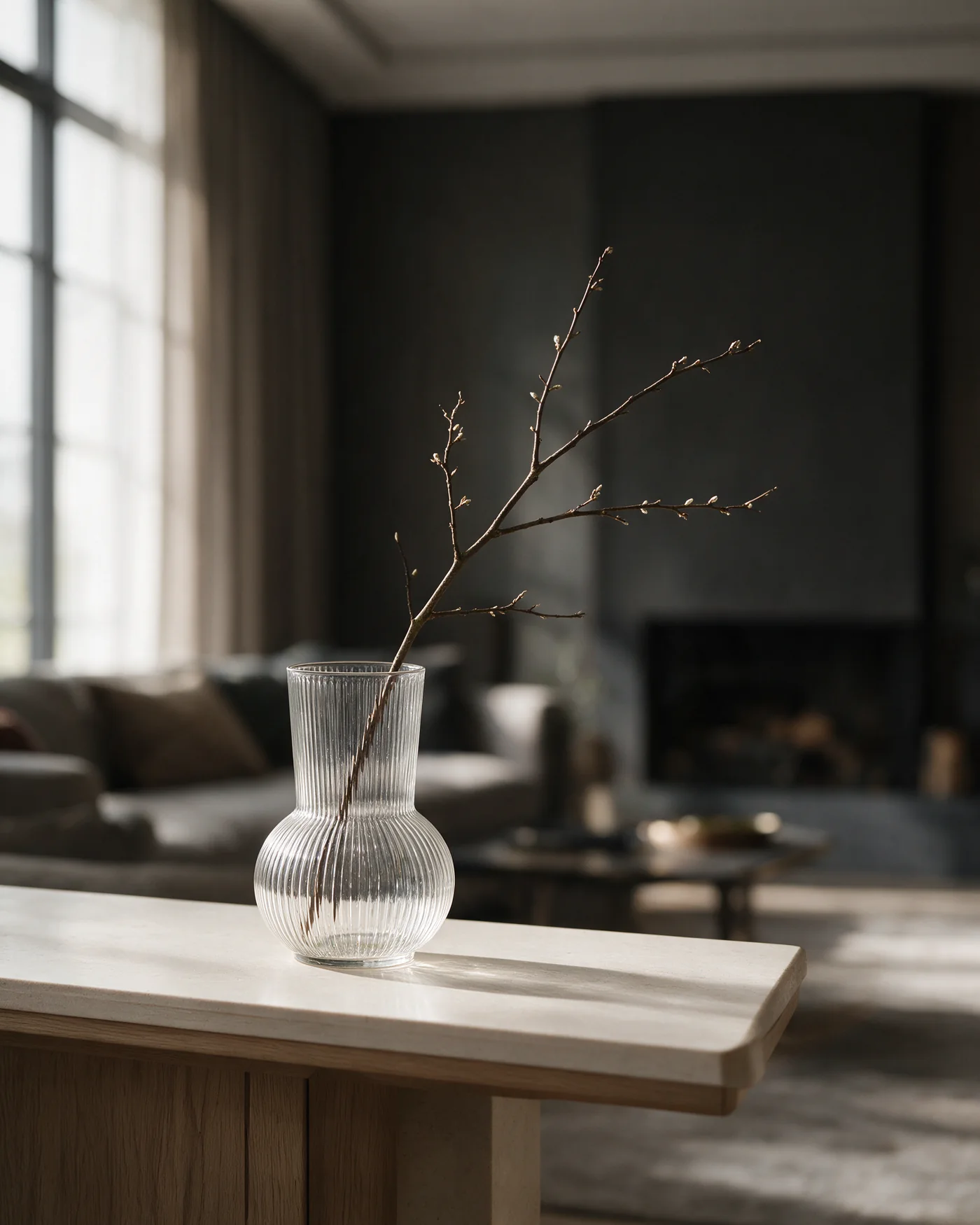 Vaso Lines Wolff em sala contemporânea com luz natural